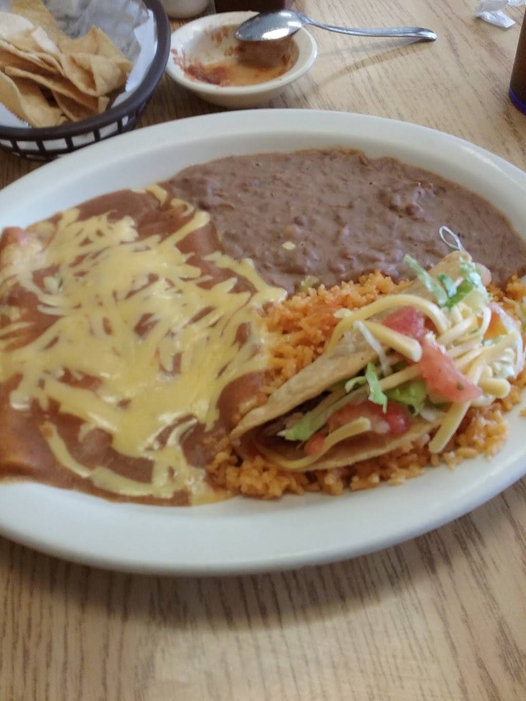 Josesitos Mexican Grill | restaurant | 507 East Interstate 10 Frontage Rd, Flatonia, TX 78941, USA | 3618659010 OR +1 361-865-9010