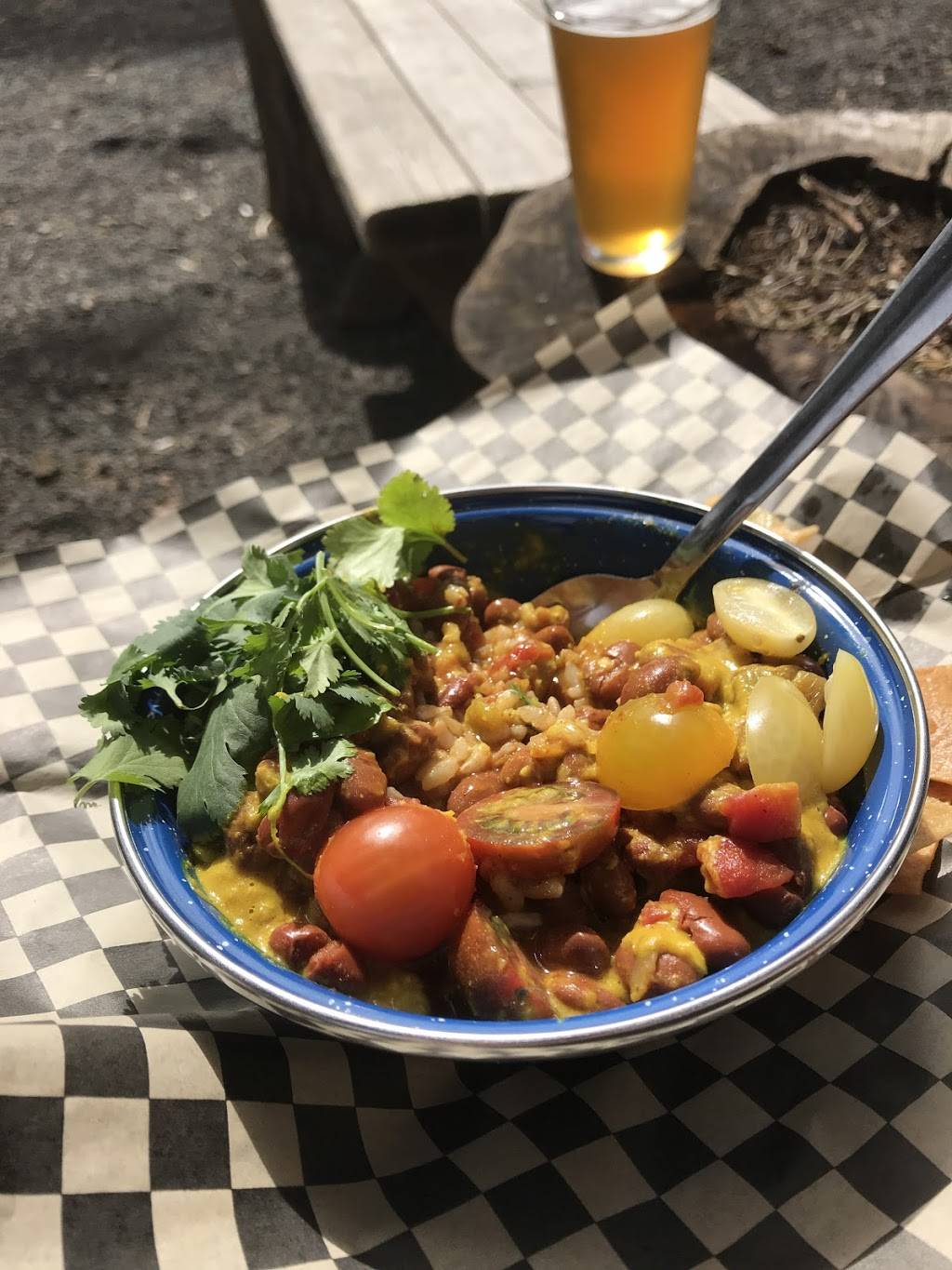 Skyline Tavern | restaurant | 8031 NW Skyline Blvd, Portland, OR 97229, USA | 5032864788 OR +1 503-286-4788