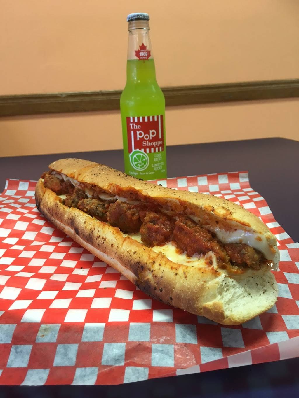 Niagara Sub Shoppe | meal takeaway | 8209 Lundys Ln, Niagara Falls, ON L2H 1H3, Canada | 9053577782 OR +1 905-357-7782