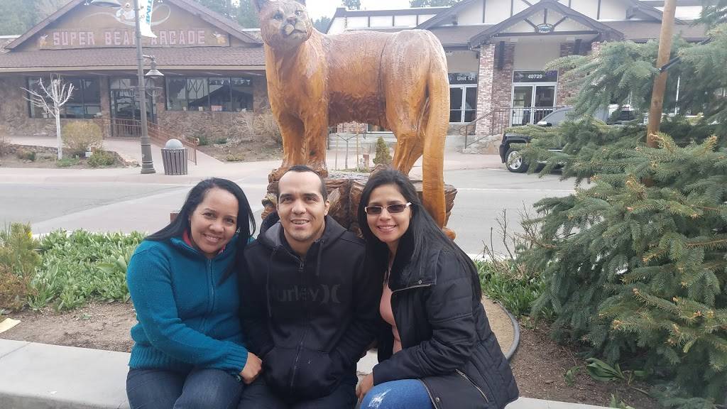 Jack in the Box | restaurant | 40771 Village Dr, Big Bear Lake, CA 92315, USA | 9098666436 OR +1 909-866-6436