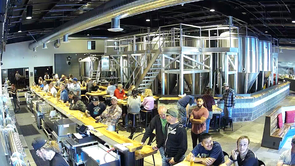 Central Coast Brewing Higuera Street | restaurant | 6 Higuera St, San Luis Obispo, CA 93401, USA | 8057832739 OR +1 805-783-2739