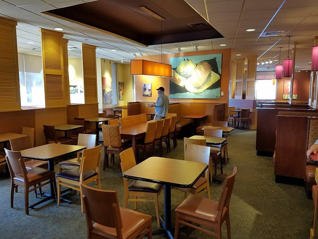 Panera Bread | restaurant | 8000 Oak Point Rd Drive, Amherst, OH 44001, USA | 4409852000 OR +1 440-985-2000