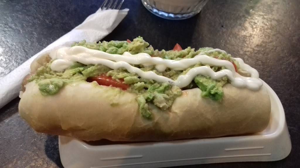 La Rosa Chilena | restaurant | 788 Wilson Ave #760, North York, ON M3K 1E4, Canada | 4163986393 OR +1 416-398-6393