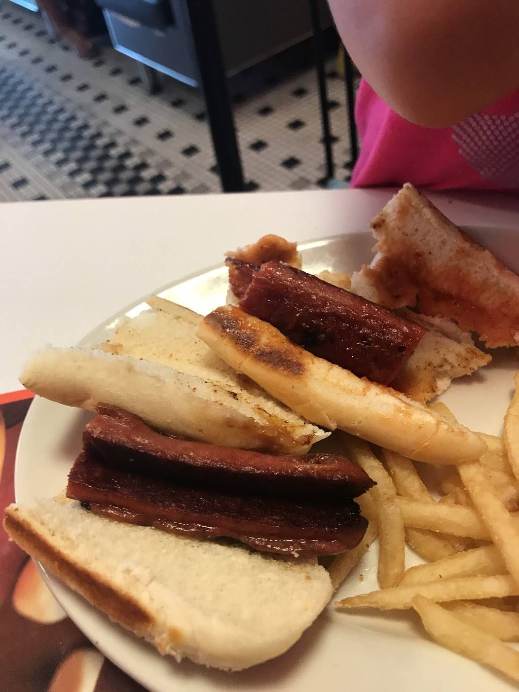 Steak n Shake | restaurant | 768 FL-44, Wildwood, FL 34785, USA | 3523302101 OR +1 352-330-2101