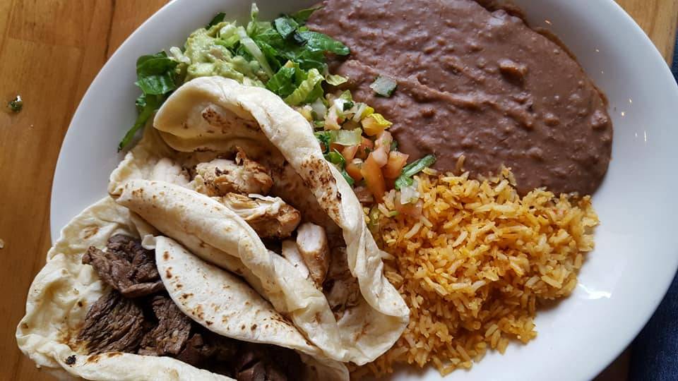 La Hacienda Scenic Loop | restaurant | 25615 Boerne Stage Rd, San Antonio, TX 78255, USA | 2106871818 OR +1 210-687-1818