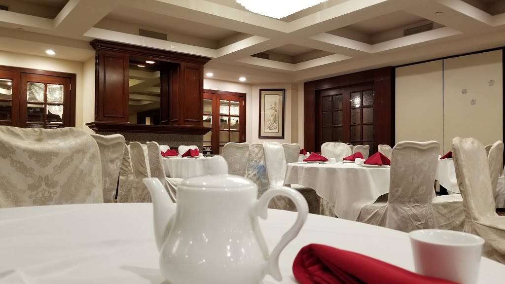 Royal Garden Restaurant | restaurant | 6826, 11828 South St, Cerritos, CA 90703, USA | 5628091812 OR +1 562-809-1812