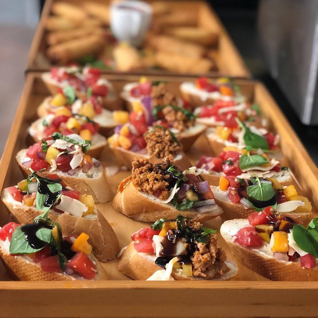 Pierres Place Restaurant | restaurant | 355 N Ronald Reagan Blvd #1001, Longwood, FL 32750, USA | 3219728541 OR +1 321-972-8541