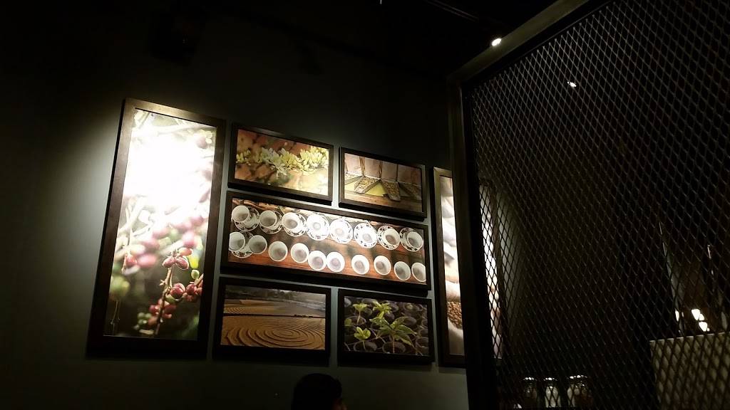 Starbucks | cafe | 24663 Cedar Rd spc # 57, Lyndhurst, OH 44124, USA | 2162979705 OR +1 216-297-9705