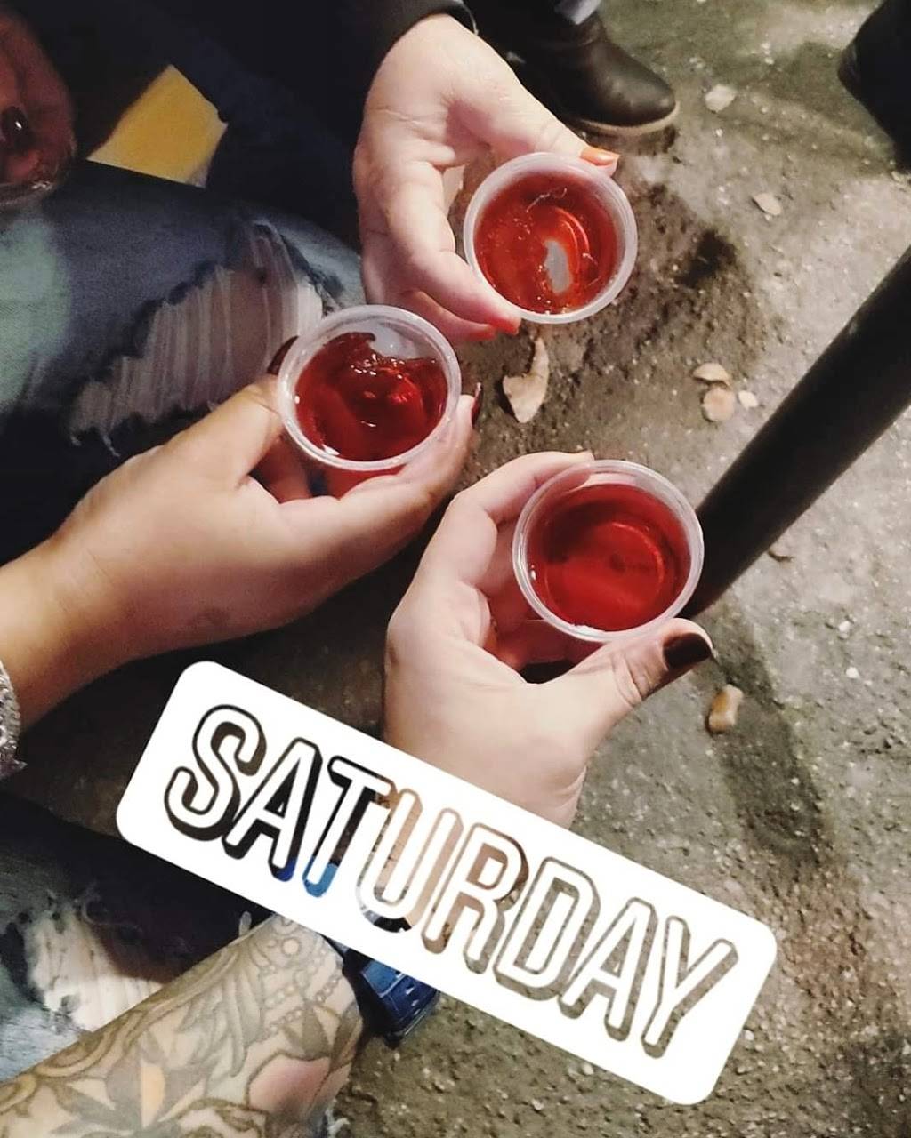 Mickeys Bar | restaurant | 350 SW 12th Ave, Pompano Beach, FL 33069, USA | 9545322998 OR +1 954-532-2998