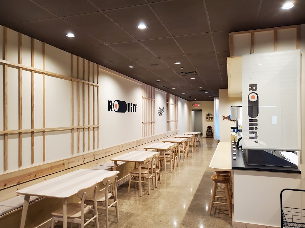 Sushi rollin | restaurant | 1288 W Main St #142, Lewisville, TX 75067, USA | 8173203722 OR +1 817-320-3722