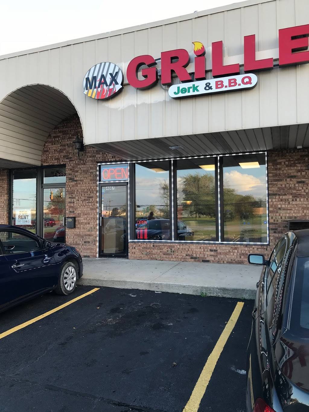 Max Grille Seafood & Chicken | restaurant | 4007 175th St, Country Club Hills, IL 60478, USA | 7089229002 OR +1 708-922-9002