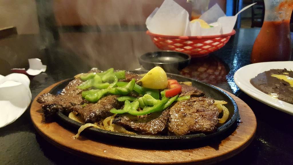 Papis Fajita Factory | restaurant | 35055 LA-16, Denham Springs, LA 70706, USA | 2252718720 OR +1 225-271-8720