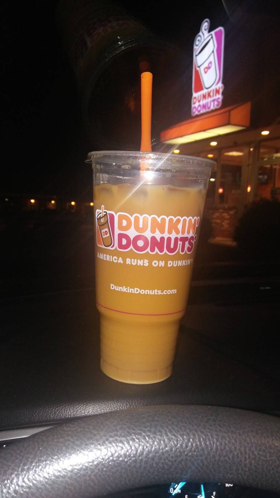 Dunkin | bakery | 124 Turnpike Rd, Westborough, MA 01581, USA | 5083665784 OR +1 508-366-5784
