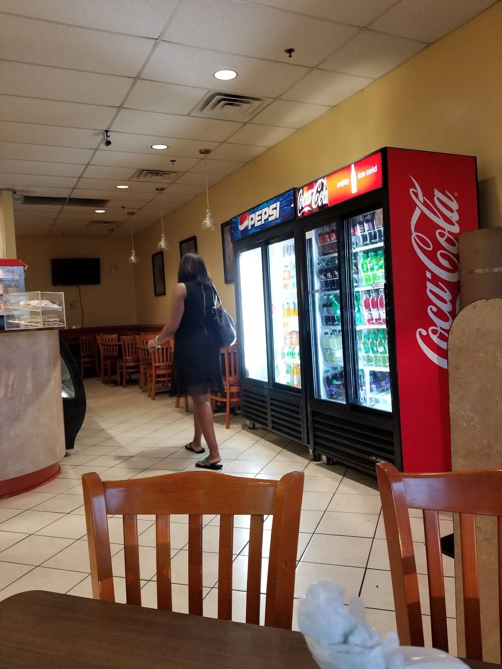 Emmas Chicken Restaurant | restaurant | 279 S Van Dorn St, Alexandria, VA 22304, USA | 7037510100 OR +1 703-751-0100