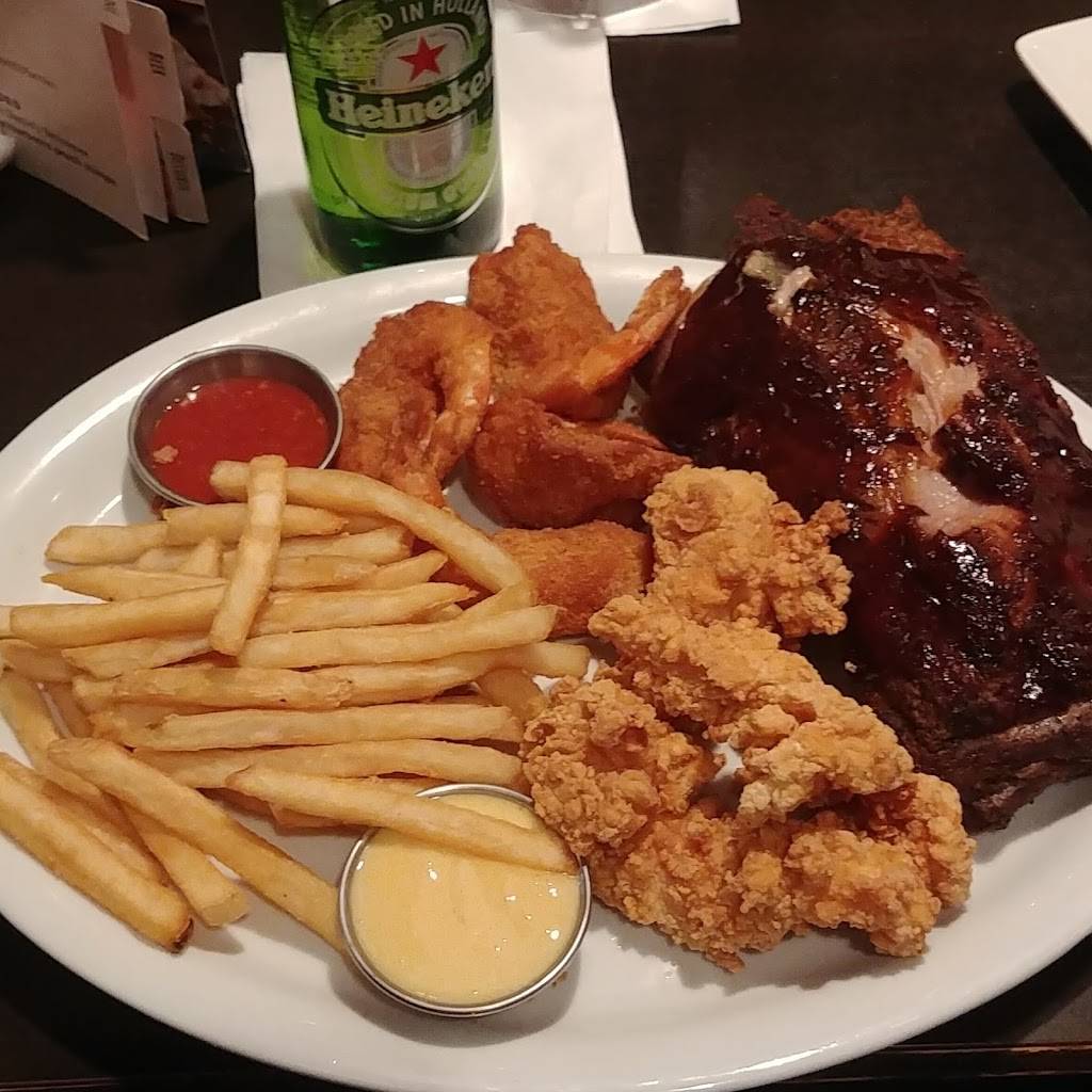 Ruby Tuesday | restaurant | 1901 W McGalliard Rd, Muncie, IN 47304, USA | 7652884200 OR +1 765-288-4200