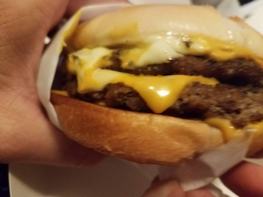 Jack in the Box | restaurant | 6025 Long Beach Boulevard, Long Beach, CA 90805, USA | 5627284499 OR +1 562-728-4499