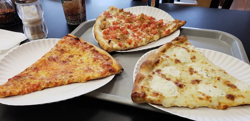 Carlos Pizza Of Roslyn | restaurant | 350 Roslyn Rd, Roslyn Heights, NY 11577, USA | 5166213500 OR +1 516-621-3500