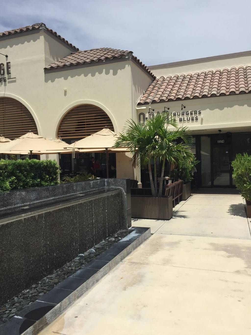 Q Burger Bar & Blues | restaurant | 2376 N Federal Hwy, Fort Lauderdale, FL 33305, USA | 9545652299 OR +1 954-565-2299