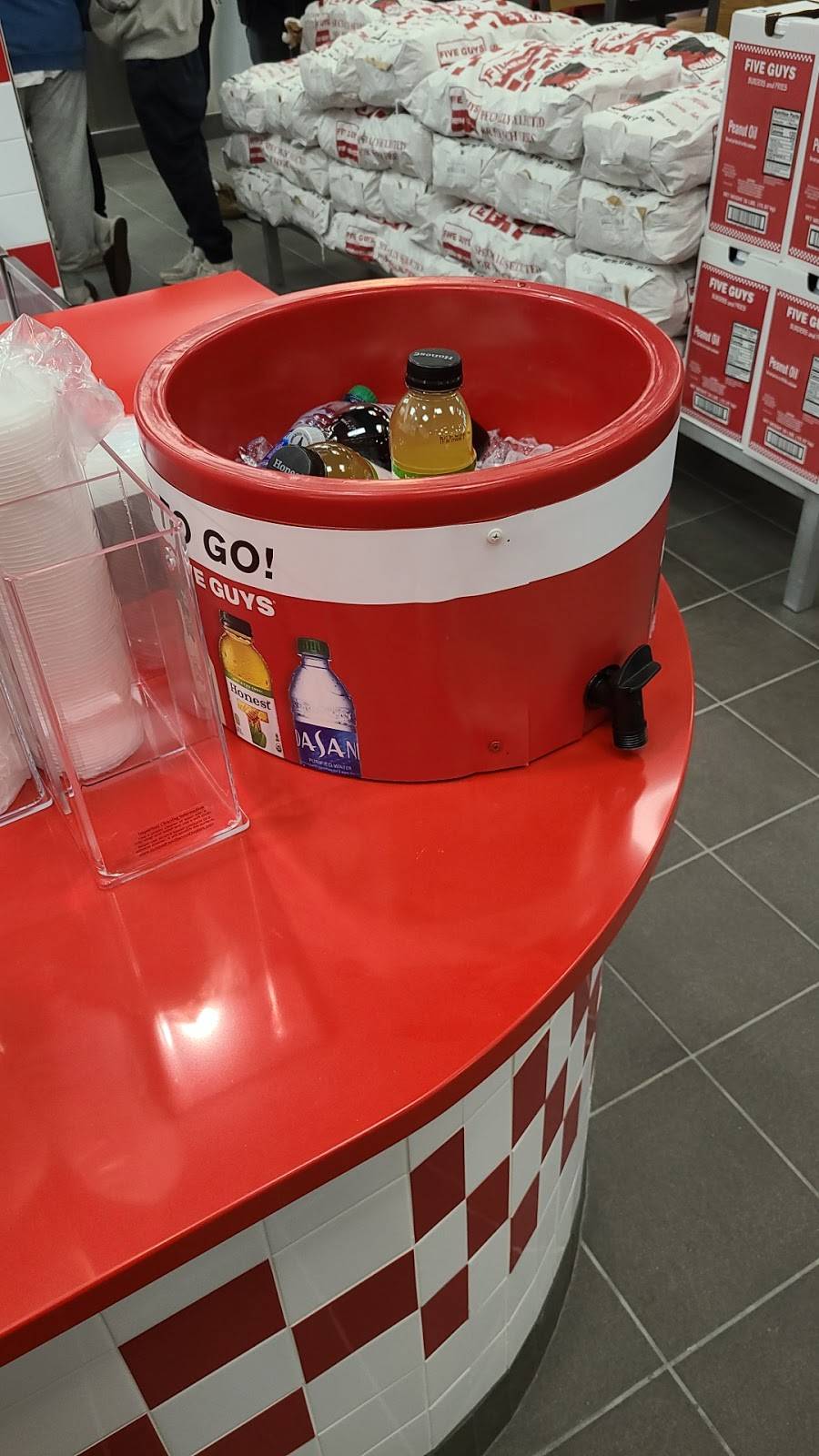 Five Guys | restaurant | 115 Turnpike St, North Andover, MA 01845, USA | 9786558380 OR +1 978-655-8380