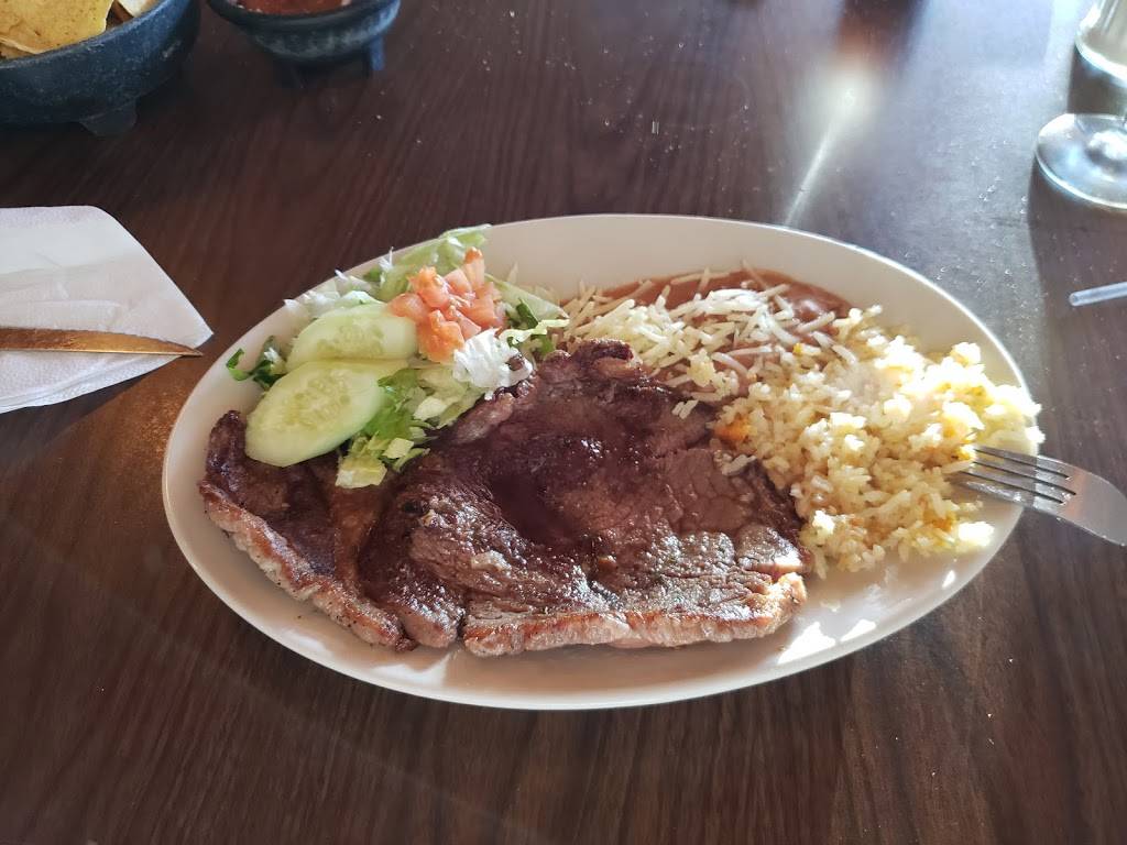 La Cabaña Restaurant | restaurant | 840 N Grand Ave, Nogales, AZ 85621, USA | 5202873249 OR +1 520-287-3249