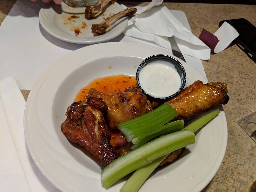 Frankie Is Bar & Grille | restaurant | 1180 Mapleview Dr, Washington, PA 15301, USA | 7247433636 OR +1 724-743-3636