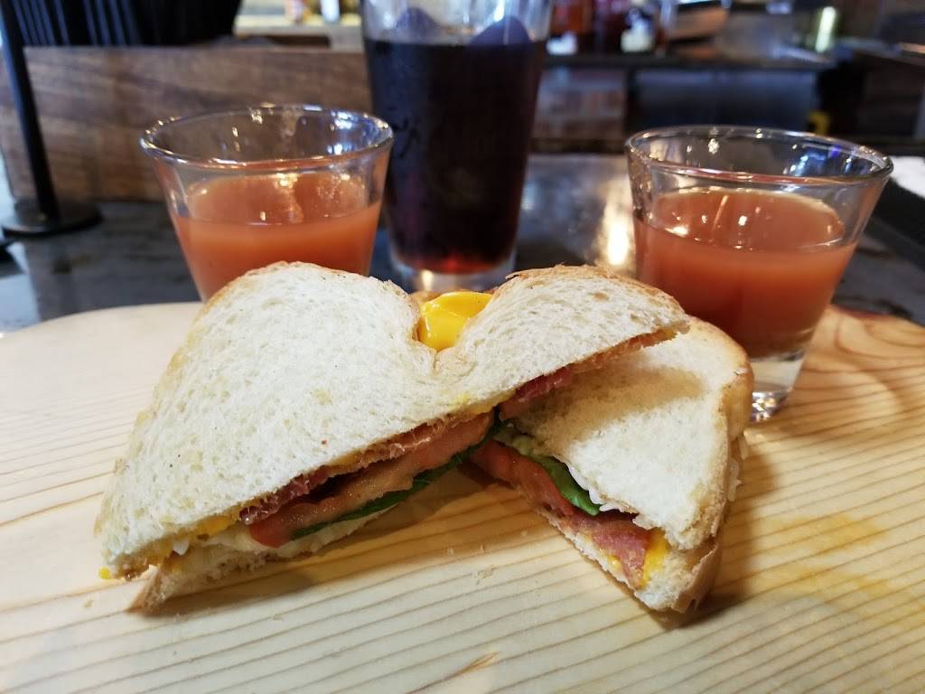 Revolver Houston | restaurant | 6502 Washington Ave, Houston, TX 77007, USA | 7138624555 OR +1 713-862-4555