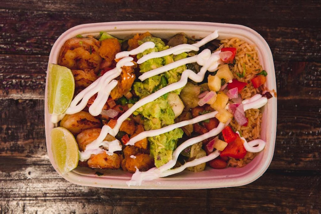 BOAT HOUSE/Barcos y Tacos | meal takeaway | 2 Sanford Rd, Nantucket, MA 02554, USA | 5082288226 OR +1 508-228-8226