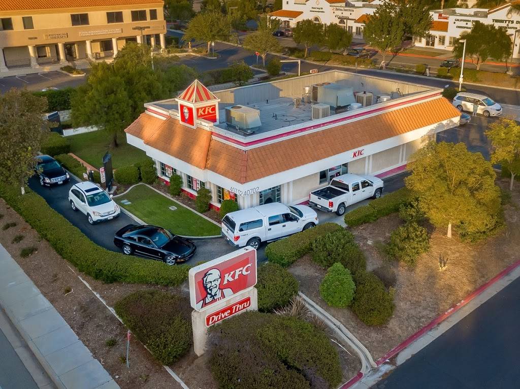 KFC | restaurant | 40702 California Oaks Rd, Murrieta, CA 92562, USA | 9516962250 OR +1 951-696-2250