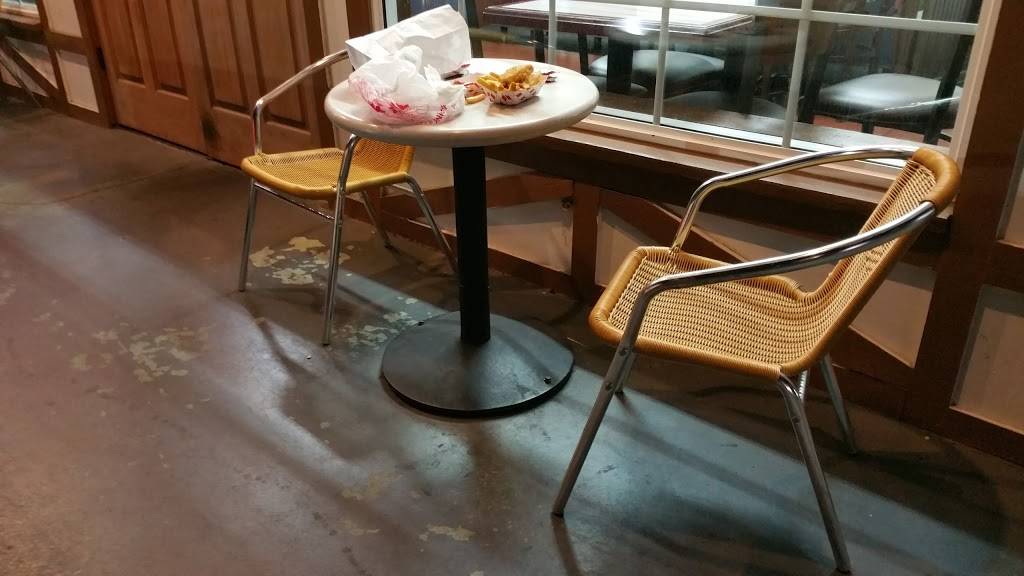 H Salt Fish & Chips | restaurant | 18054 Saticoy St, Reseda, CA 91335, USA | 8188814744 OR +1 818-881-4744