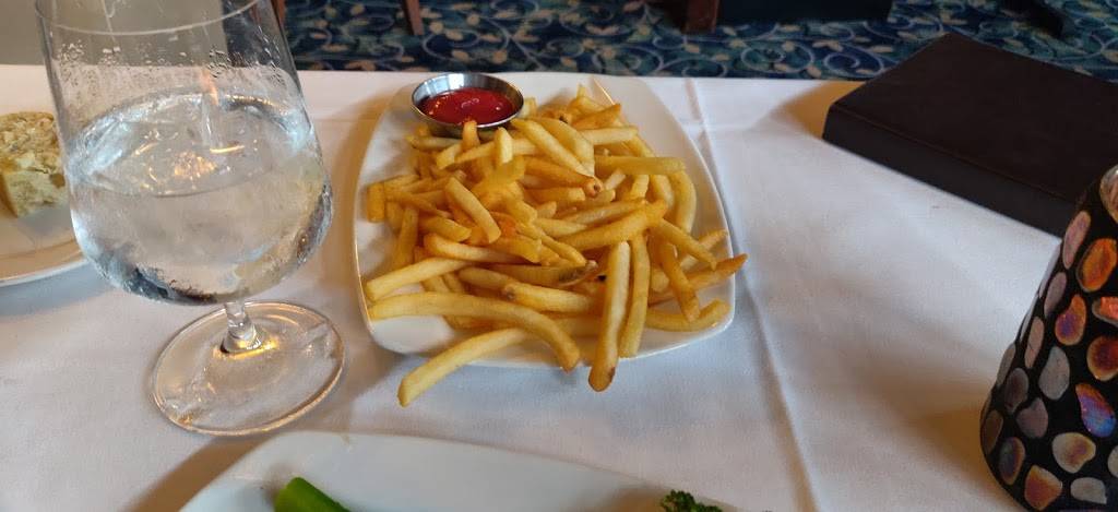 Coast and Main Seafood and Chophouse | restaurant | 705 Mall Cir Dr, Monroeville, PA 15146, USA | 4123806022 OR +1 412-380-6022