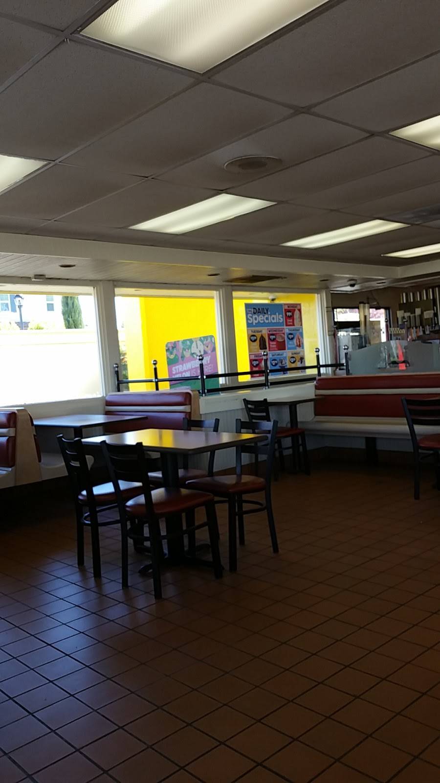 Wienerschnitzel | restaurant | 14260 San Pablo Ave, San Pablo, CA 94806, USA | 5106209460 OR +1 510-620-9460