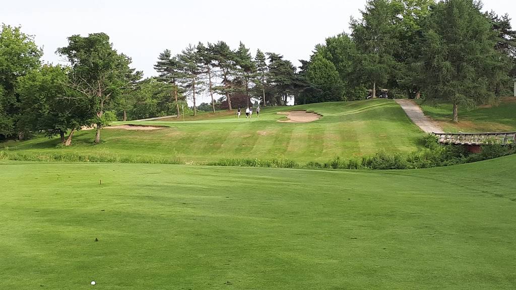 Club de Golf Montcalm Inc | restaurant | 1800 Chemin Nadeau, Saint-Liguori, QC J0K 2X0, Canada | 4508346981 OR +1 450-834-6981