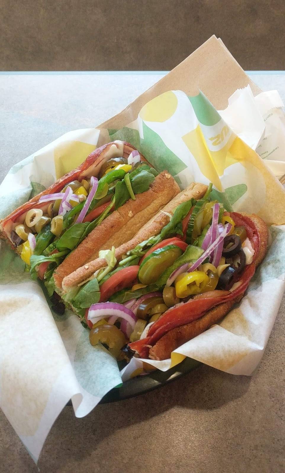 Subway | restaurant | 1896 Prince of Wales Dr Unit 12, Nepean, ON K2C 3W9, Canada | 6132244900 OR +1 613-224-4900