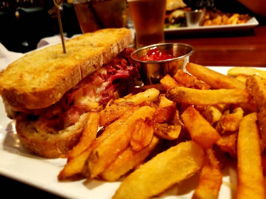 Cask Republic | restaurant | 179 Crown St, New Haven, CT 06510, USA | 4752388335 OR +1 475-238-8335