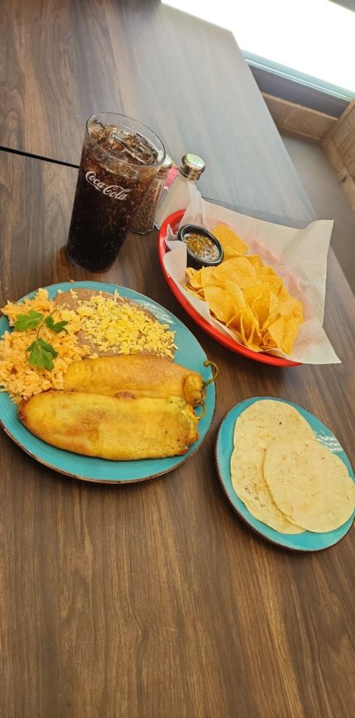 Ramonas Mexican Cafe | restaurant | 7600 Jefferson St NE, Albuquerque, NM 87109, USA | 5052953945 OR +1 505-295-3945