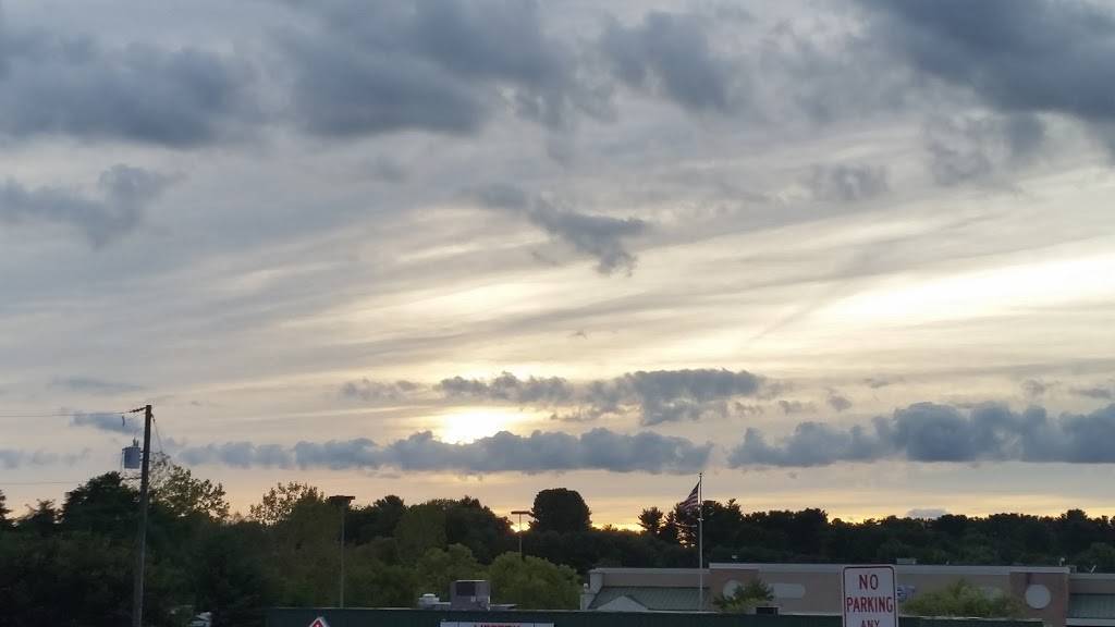 E & Js Deli Pub | restaurant | 2800 W Main St, Waynesboro, VA 22980, USA | 5402212927 OR +1 540-221-2927