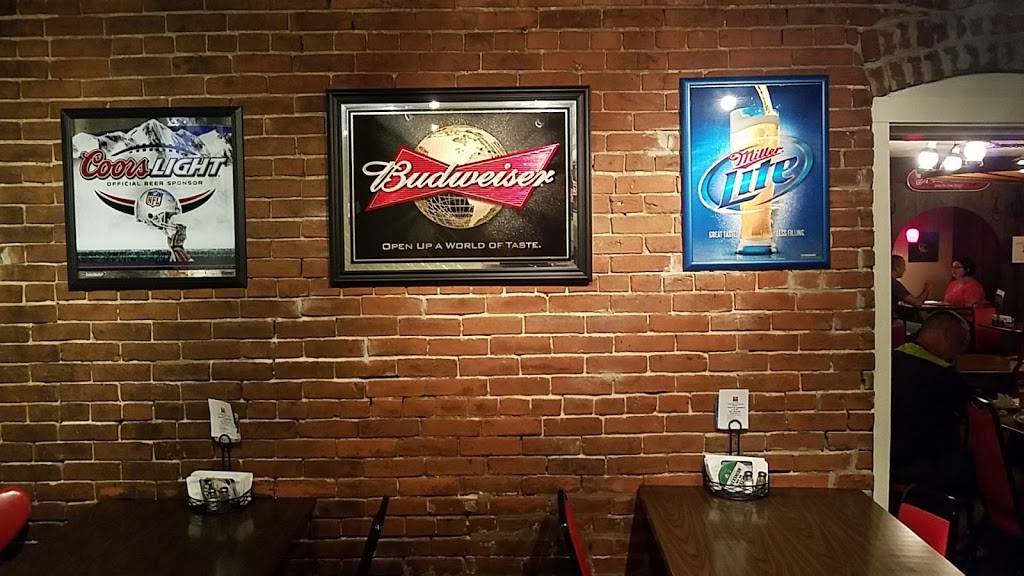 Carriage Inn | restaurant | 217 Main St, Tell City, IN 47586, USA | 8125472033 OR +1 812-547-2033