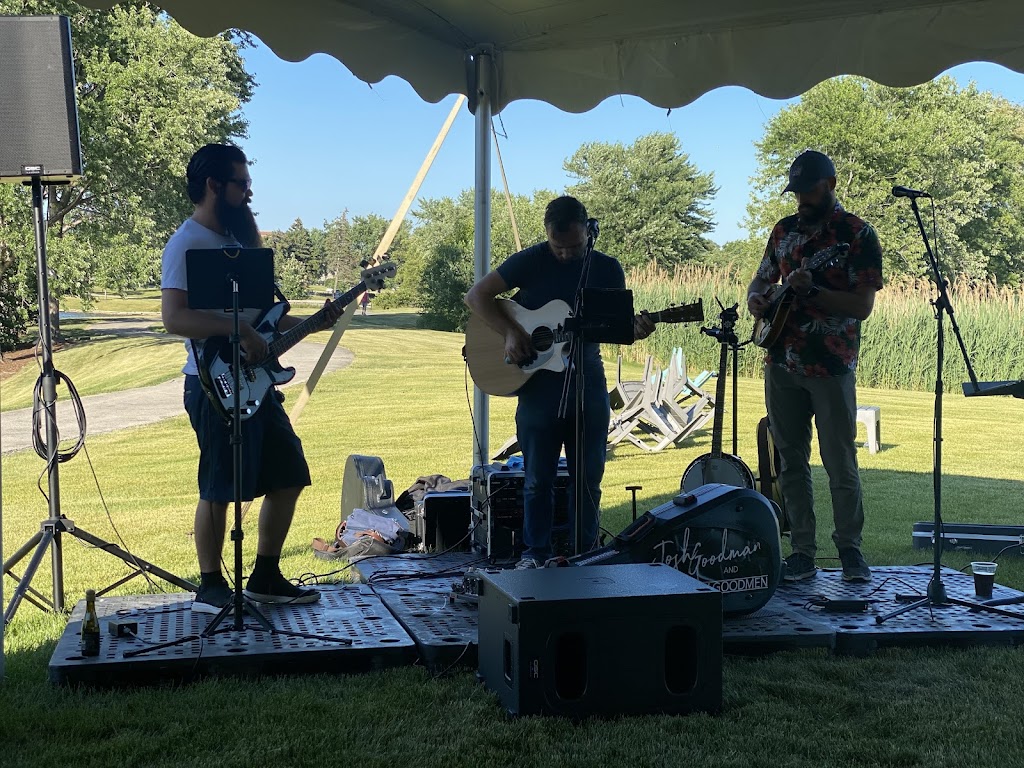 HopGarten | restaurant | 500 Park Blvd Lake Level 100, Itasca, IL 60143, USA | 6304385725 OR +1 630-438-5725