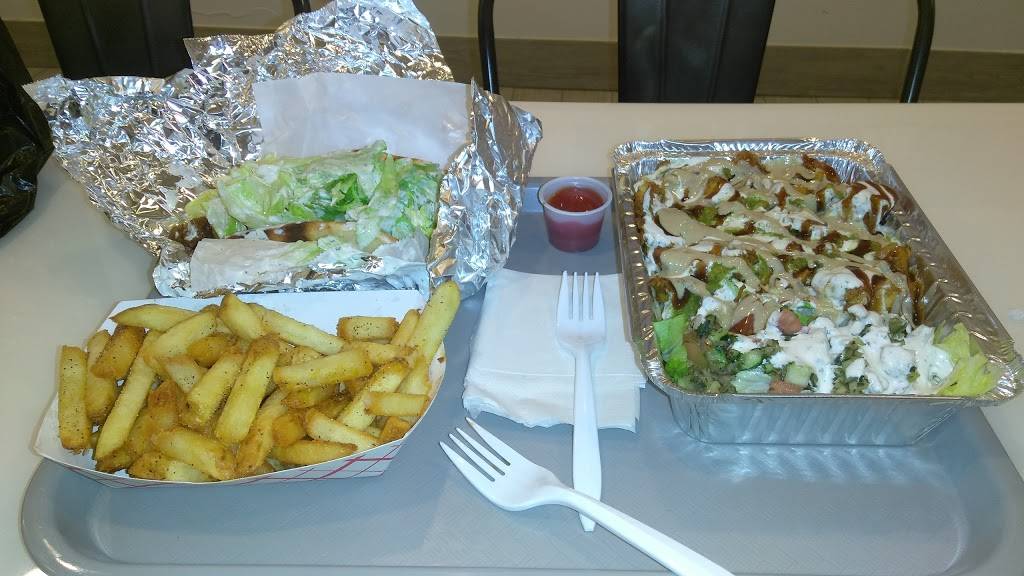 The Halal Spot | restaurant | 474 Myrtle Ave, Brooklyn, NY 11205, USA | 7182304900 OR +1 718-230-4900