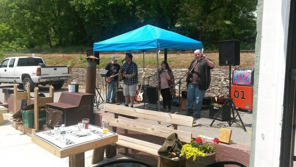 Buck Bald Brewing | restaurant | 160 Ocoee St, Copperhill, TN 37317, USA | 7064317141 OR +1 706-431-7141