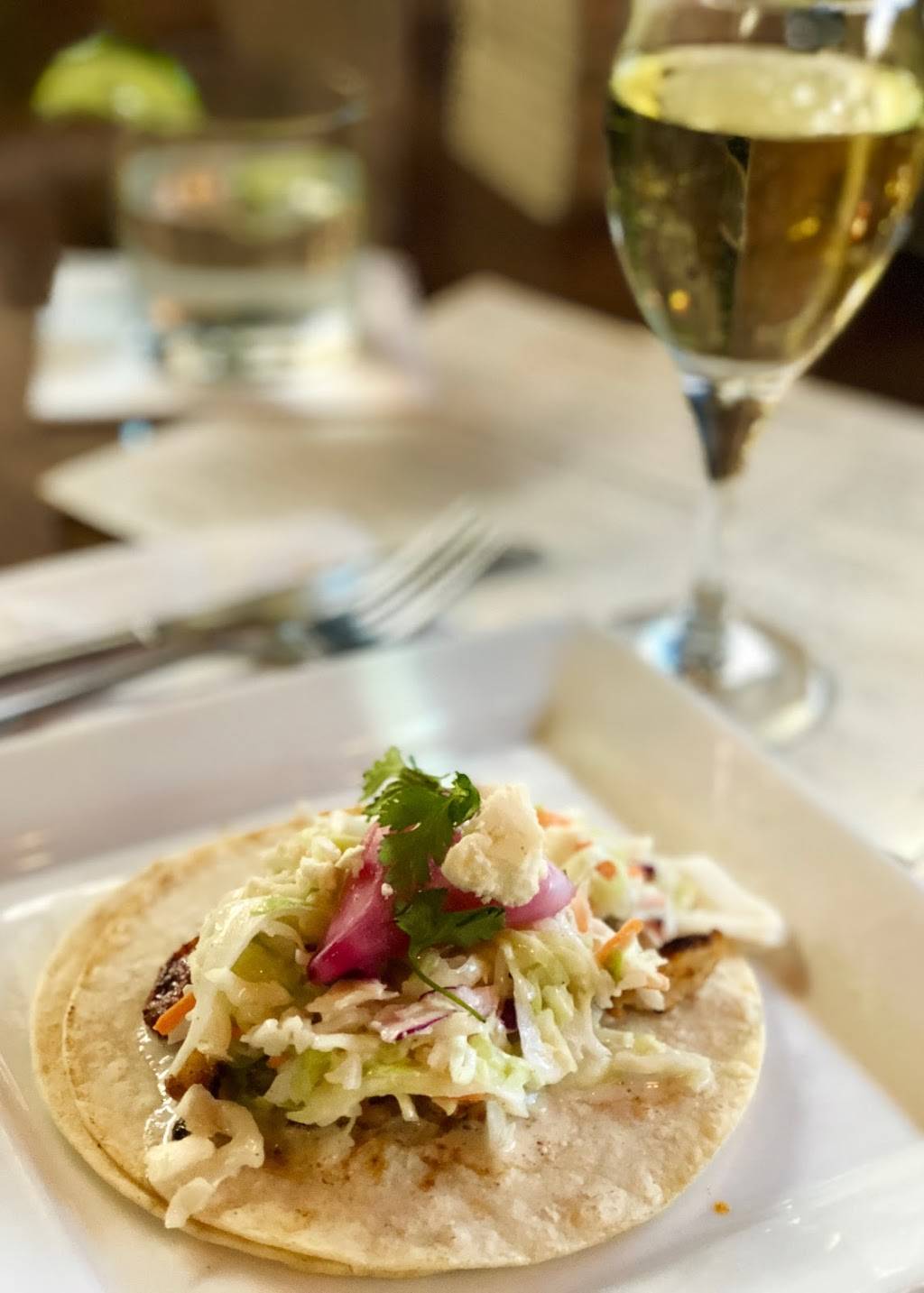 Sloanes Valley Village | restaurant | 5338 Laurel Canyon Blvd, Valley Village, CA 91607, USA | 8185095828 OR +1 818-509-5828