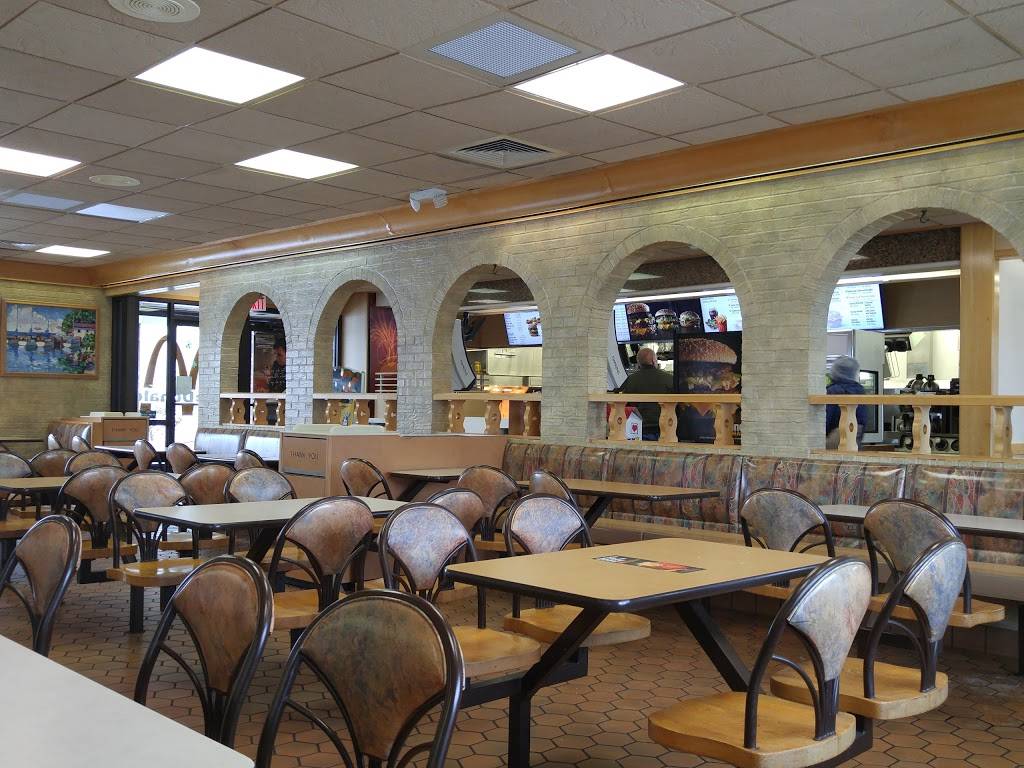 McDonalds | cafe | 7505 Day Dr, Parma, OH 44129, USA | 4408884068 OR +1 440-888-4068
