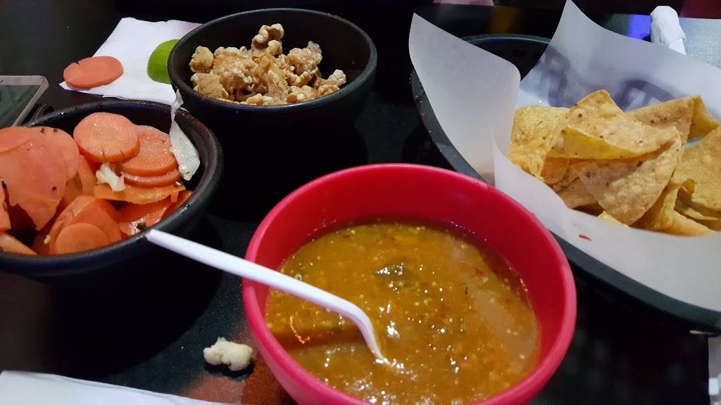 Taqueria Los Comales | restaurant | 7312 S Harlem Ave, Bridgeview, IL 60455, USA | 7084581755 OR +1 708-458-1755