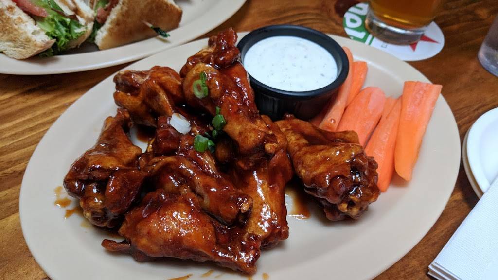 Kates Pub | restaurant | 309 NE 45th St, Seattle, WA 98105, USA | 2065476832 OR +1 206-547-6832