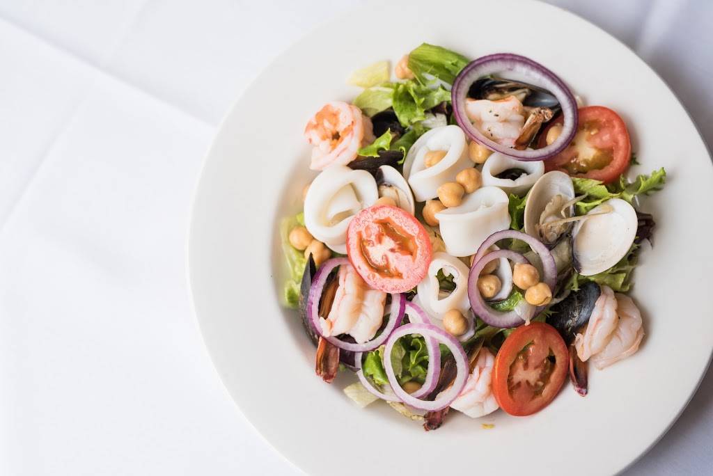 IL Porto Ristorante | restaurant | 121 King St, Alexandria, VA 22314, USA | 7038368833 OR +1 703-836-8833