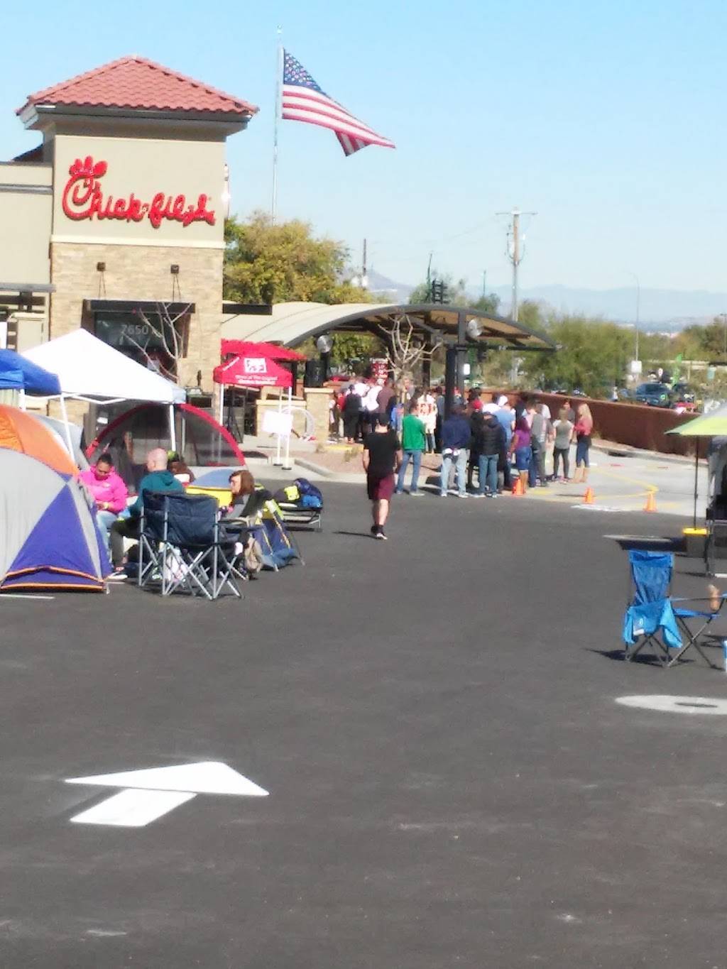Chick-fil-A | restaurant | 7650 S 24th St, Phoenix, AZ 85042, USA | 6022681257 OR +1 602-268-1257