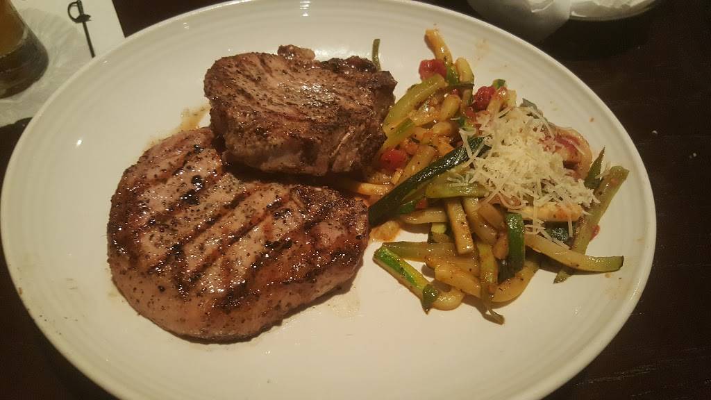 Carrabbas Italian Grill | restaurant | 10408 E Independence Blvd, Matthews, NC 28105, USA | 7048440464 OR +1 704-844-0464