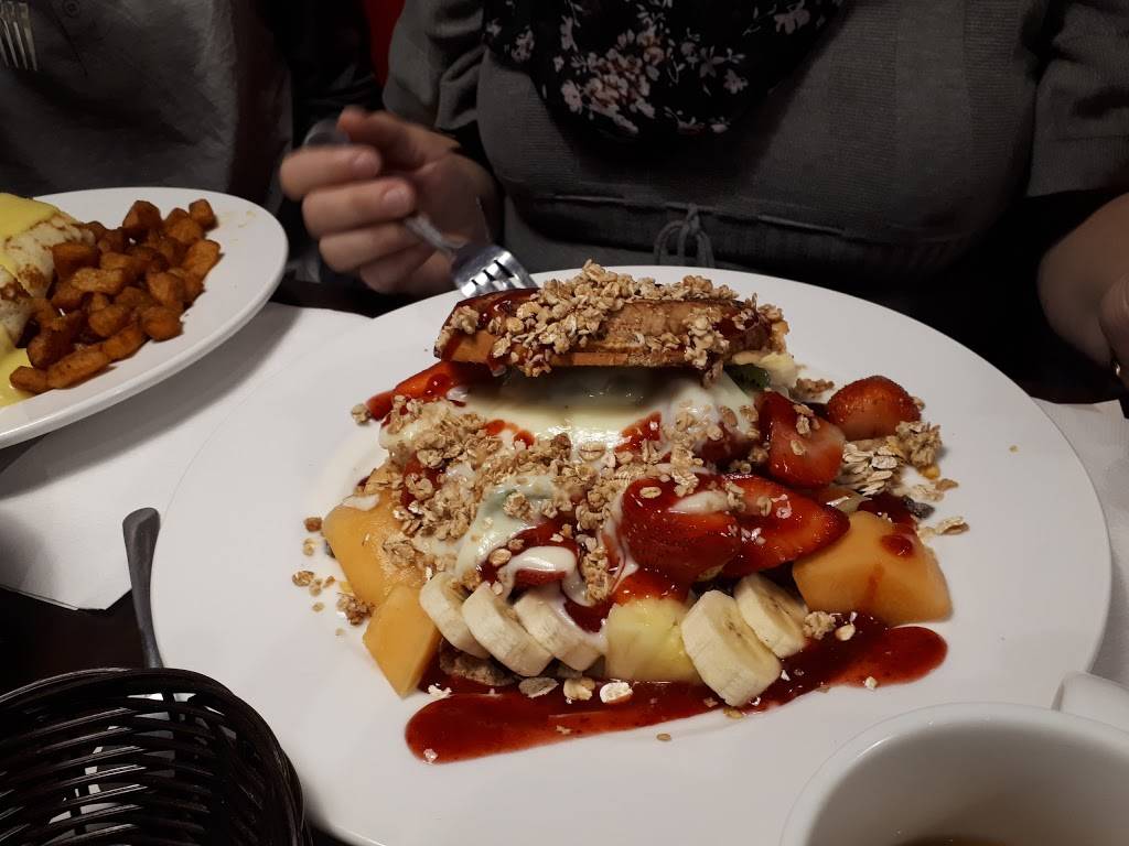 Egg Soleil Granby | restaurant | 197 Rue Denison E, Granby, QC J2H 2R4, Canada | 4509943998 OR +1 450-994-3998