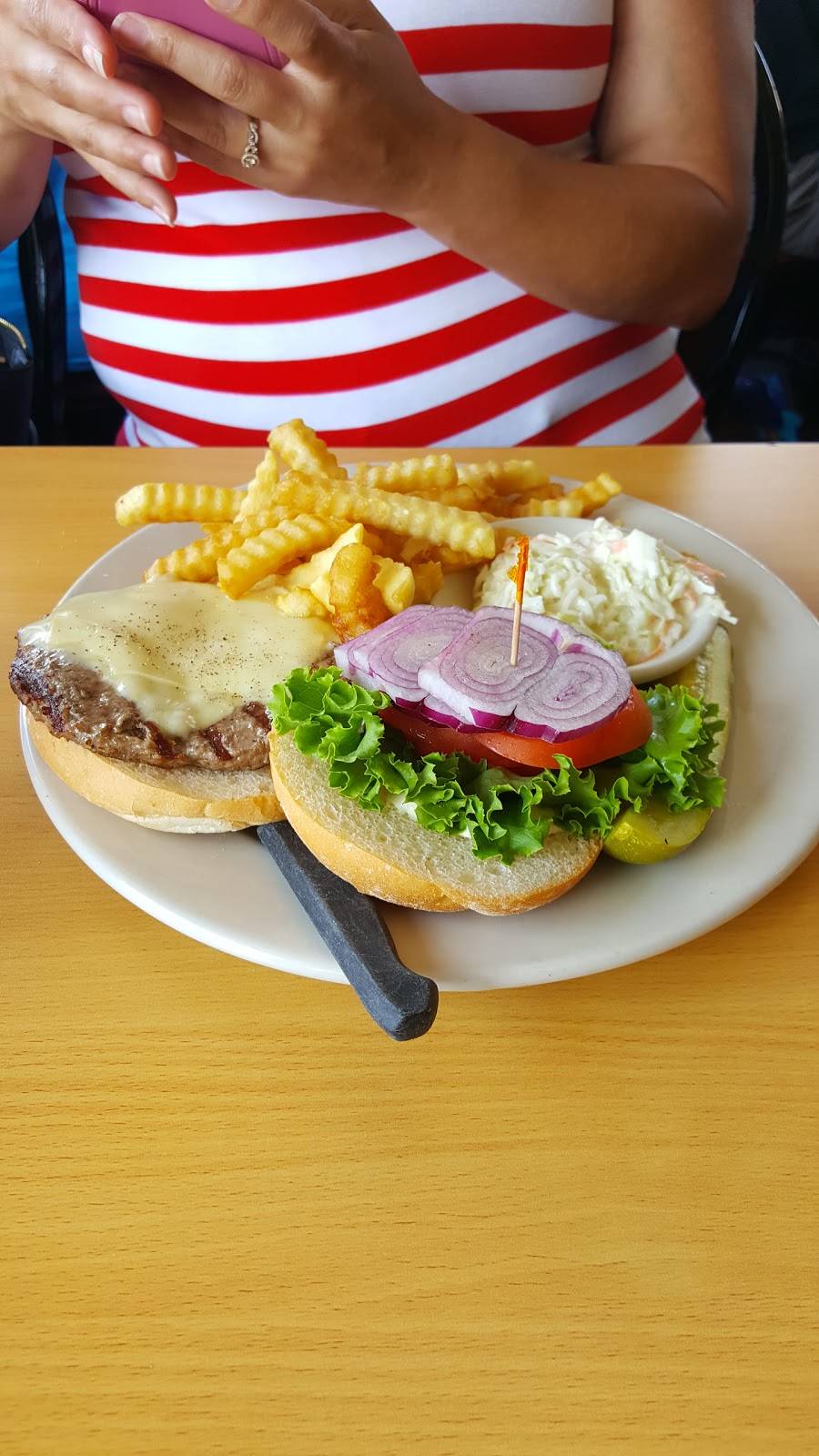 Ricks On 5 | restaurant | 765 N Colony Rd, Wallingford, CT 06492, USA | 2032940231 OR +1 203-294-0231