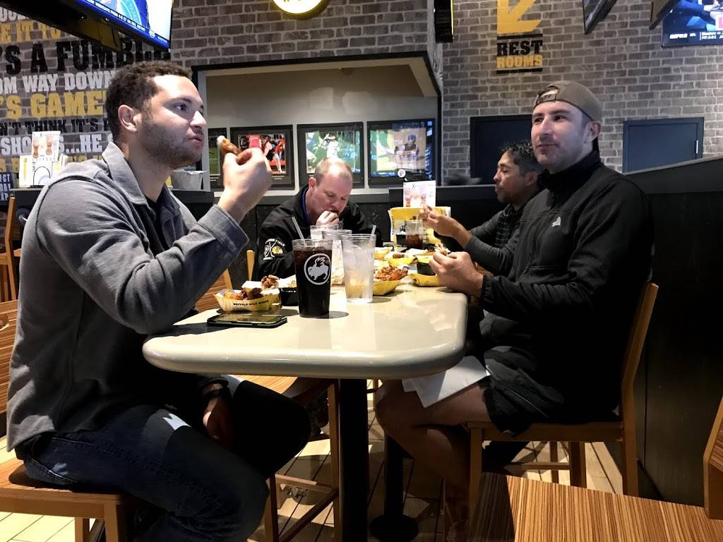 Buffalo Wild Wings | restaurant | 680 S Bay Rd, Dover, DE 19901, USA | 3023469464 OR +1 302-346-9464